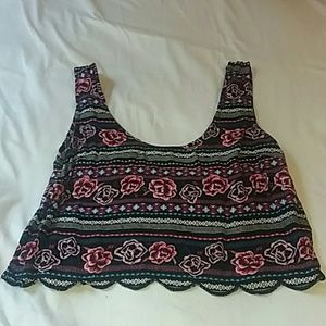 L.A. HEARTS crop top